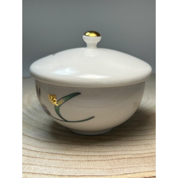 Porcelain Lidded Tea Cup or Trinket Dish Floral Butterfly Gold Accents - Picture 4 of 9